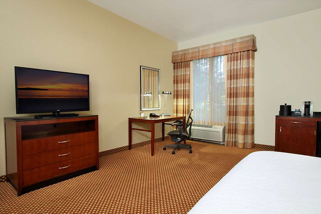 Hilton Garden Inn Sonoma County Airport Santa Rosa Room photo